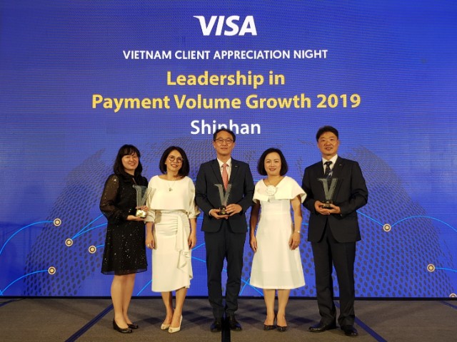 2019 VISA Leadership Awards.jpg